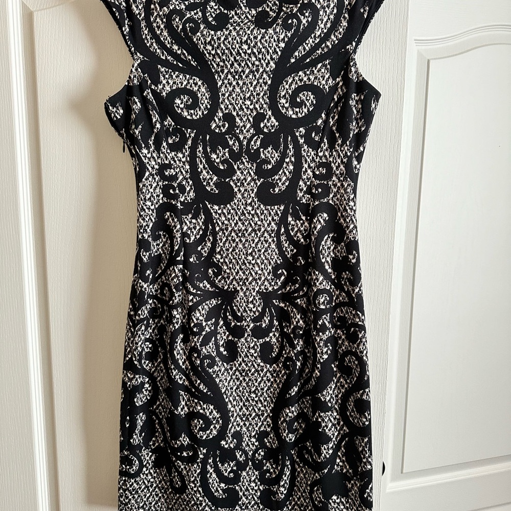 Maggy London Black Silver Sheath Cocktail Dress